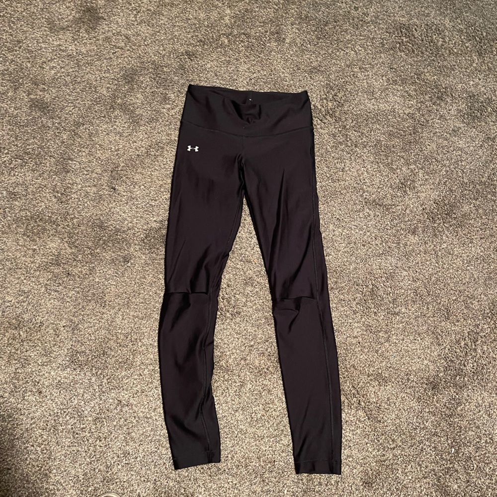 Black under armor legging